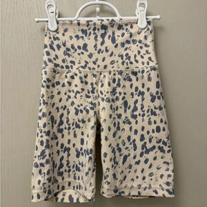 Yogalicious Lux Womens XS High Waisted Biker‎ Shorts Tan Navy Animal Spot Print